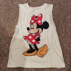 Disney Minnie Mouse T-shirt, Size Medium